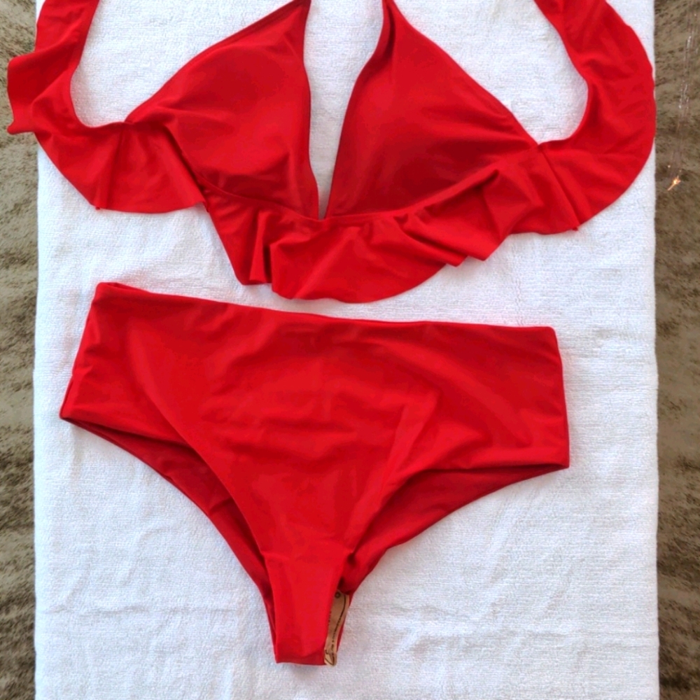 NWOT Red 2 piece swimsuit